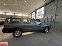 Usado Volvo V70 130 CV (95 kW) 2002 Gris / plata Familiar