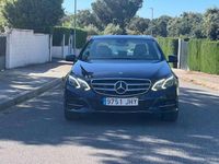 Usado Mercedes E220 Avantgarde 170 CV (125 kW) 2015 Azul Berlina