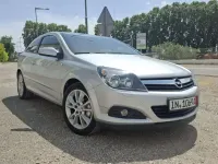 Usado Opel Astra GTC Cosmo 140 CV (102 kW) 2006 Gris Utilitario