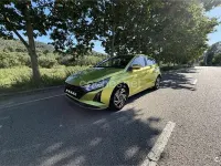 Usado Hyundai i20 84 CV (61 kW) 2024 Verde Utilitario