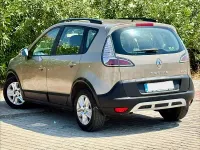 Usado Renault Scénic III Bose Edition 110 CV (80 kW) 2014 Blanco Monovolumen