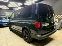 Usado VW Caravelle Trendline 102 CV (75 kW) 2017 Azul Van