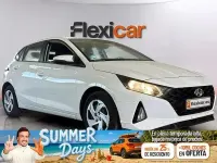 Usado Hyundai i20 100 CV (73 kW) 2021 Blanco Utilitario