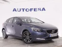 Usado Volvo V40 Momentum 120 CV (88 kW) 2017 Azul