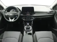 Usado Hyundai i30 120 CV (88 kW) 2025 Verde Berlina