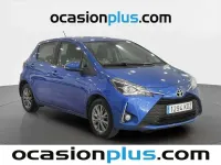 Usado Toyota Yaris Active 111 CV (81 kW) 2017 Azul Utilitario