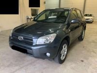 Usado Toyota RAV4 Sol 136 CV (100 kW) 2006 Gris SUV