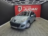 Usado Peugeot 207 Active 92 CV (67 kW) 2012 Gris / plata Berlina