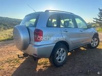 Usado Toyota RAV4 Luna 116 CV (85 kW) 2001 Gris / plata SUV