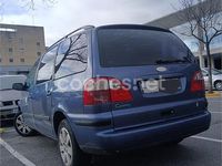 Usado Ford Galaxy Trend 130 CV (95 kW) 2005 Azul Monovolumen