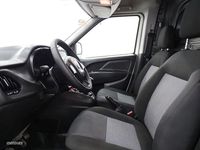 Usado Fiat Doblò 95 CV (69 kW) 2017 Blanco Monovolumen