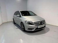 Usado Mercedes B200 136 CV (100 kW) 2014 Plateado Monovolumen