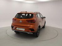 Usado MG ZS Luxury 107 HP (78 kW) 2023 Laranja Sedan
