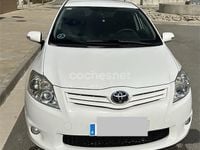 Usado Toyota Auris Active 126 CV (92 kW) 2011 Blanco Utilitario
