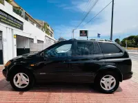 Usado SsangYong Kyron 141 CV (103 kW) 2006 Negro SUV