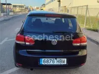 Usado VW Golf VI 105 CV (77 kW) 2011 Negro Utilitario