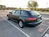 Używany Audi A6 170 KM (125 kW) 2011 Czarny Kombi
