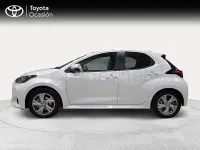 Usado Toyota Yaris Hybrid Active 116 CV (85 kW) 2025 Blanco Berlina