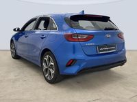 Usado Kia Ceed 120 CV (88 kW) 2019 Azul Utilitario