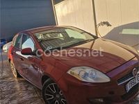 Usado Fiat Bravo Active 105 CV (77 kW) 2008 Granate Utilitario