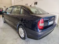 Usado Citroën C5 110 CV (80 kW) 2001 Azul Berlina