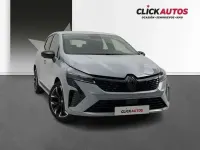 Usado Renault Clio Techno 101 CV (74 kW) 2026 Gris Utilitario