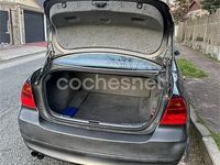Usado BMW 325 218 CV (160 kW) 2006 Gris / plata Berlina