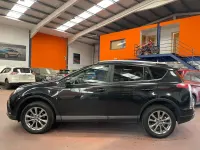 Usado Toyota RAV4 Executive 143 CV (105 kW) 2016 Negro SUV