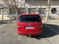 Usado VW Touran 140 CV (102 kW) 2006 Rojo Monovolumen