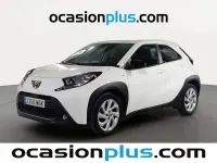 Usado Toyota Aygo X Play 72 CV (52 kW) 2023 Blanco SUV