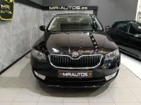 Usado Skoda Octavia Ambition 150 CV (110 kW) 2014 Negro Familiar