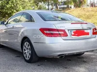 Usado Mercedes E250 204 CV (150 kW) 2012 Gris / plata Coupe