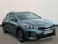 Usado Kia XCeed 140 CV (102 kW) 2025 Gris SUV