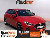 Usado Hyundai i30 120 CV (88 kW) 2018 Rojo Utilitario