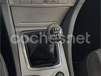 Usado Ford Focus Trend 100 CV (73 kW) 2009 Gris / plata Berlina