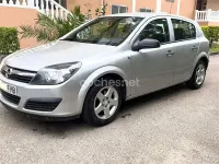 Usado Opel Astra Enjoy 90 CV (66 kW) 2006 Gris / plata Berlina