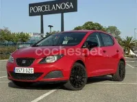 Usado Seat Ibiza Reference 90 CV (66 kW) 2010 Rojo Berlina