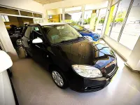 Usado Skoda Fabia Comfort 75 CV (55 kW) 2007 Negro Utilitario