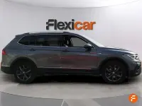 Usado VW Tiguan Life 150 CV (110 kW) 2023 Gris SUV