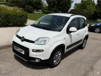 Usado Fiat Panda Trekking 75 HP (55 kW) 2015 Branco Citadino