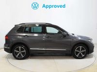 Usado VW Tiguan Life 150 CV (110 kW) 2022 Gris SUV