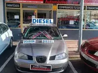 Usado Seat Ibiza Sport 100 CV (73 kW) 2004 Gris Utilitario