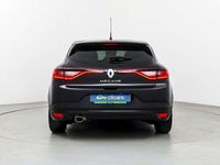 Usado Renault Mégane IV Zen 132 CV (97 kW) 2017 Negro Utilitario