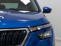 Usado Skoda Kamiq Ambition 110 CV (80 kW) 2022 Azul SUV