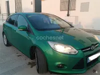 Usado Ford Focus 115 CV (84 kW) 2014 Verde Berlina