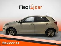 Usado Kia Rio 84 CV (61 kW) 2022 Gris Berlina