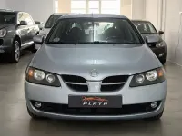 Usado Nissan Almera Visia 98 CV (72 kW) 2005 Gris / plata Berlina
