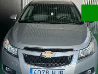 Usado Chevrolet Cruze LT 163 CV (119 kW) 2012 Gris / plata Berlina
