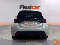 Usado Toyota Yaris Hybrid Plus 131 CV (96 kW) 2024 Blanco Utilitario