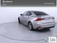 Usado Lexus IS300h Executive Line 223 CV (164 kW) 2017 Gris / plata Berlina